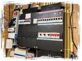 Afbeelding met machine, Elektrische bedrading, kabel, Elektriciteitsnetwerk

Door AI gegenereerde inhoud is mogelijk onjuist.